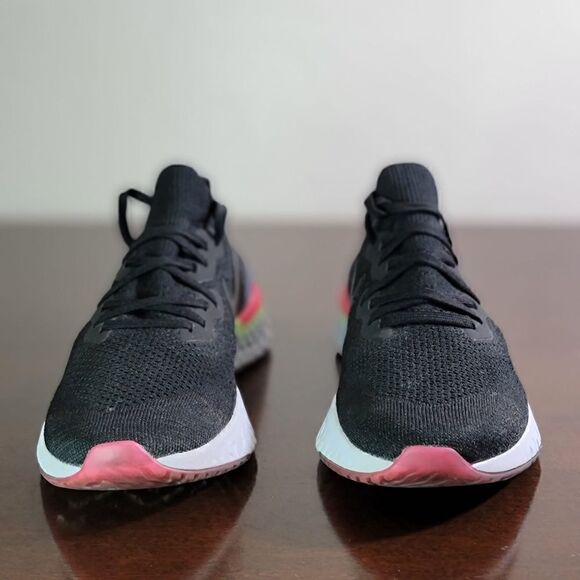 Nike Epic React Flyknit 2 Men's Running Shoes Size 10 Black White Gray Comfort - Picture 9 of 11